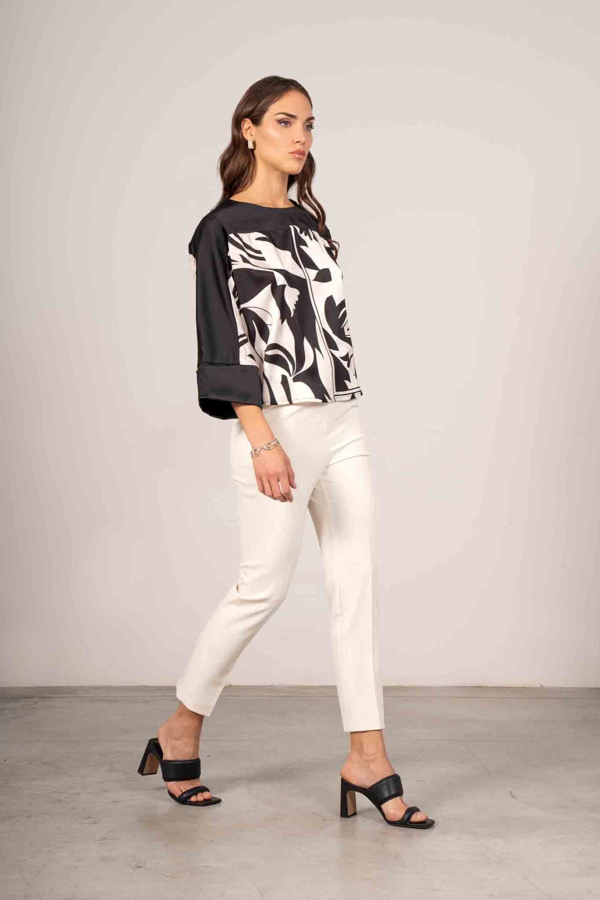 Pantalone a sigaretta