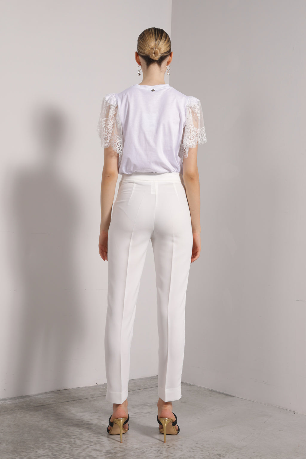 Pantalone a sigaretta