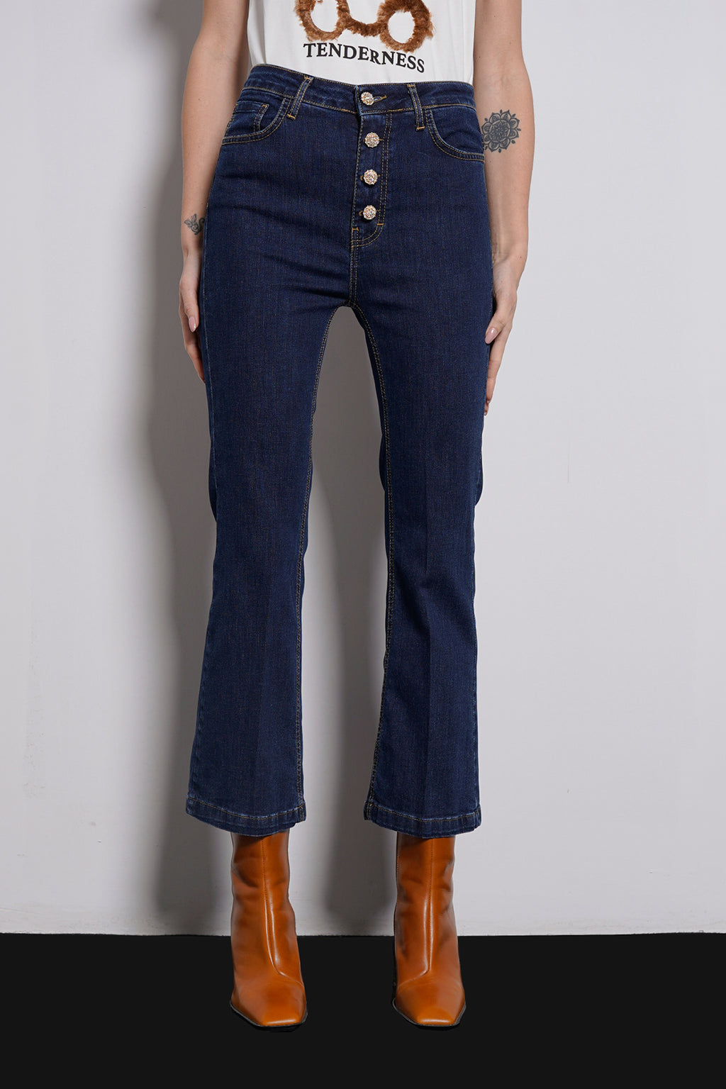 Jeans bottoni gioiello
