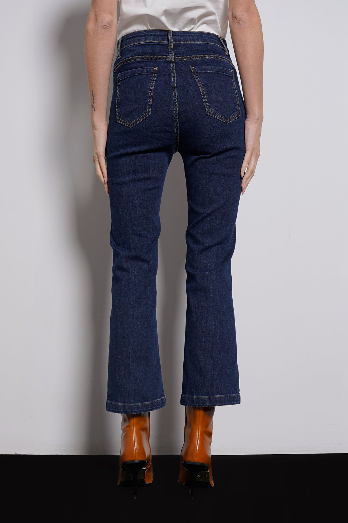 Jeans bottoni gioiello