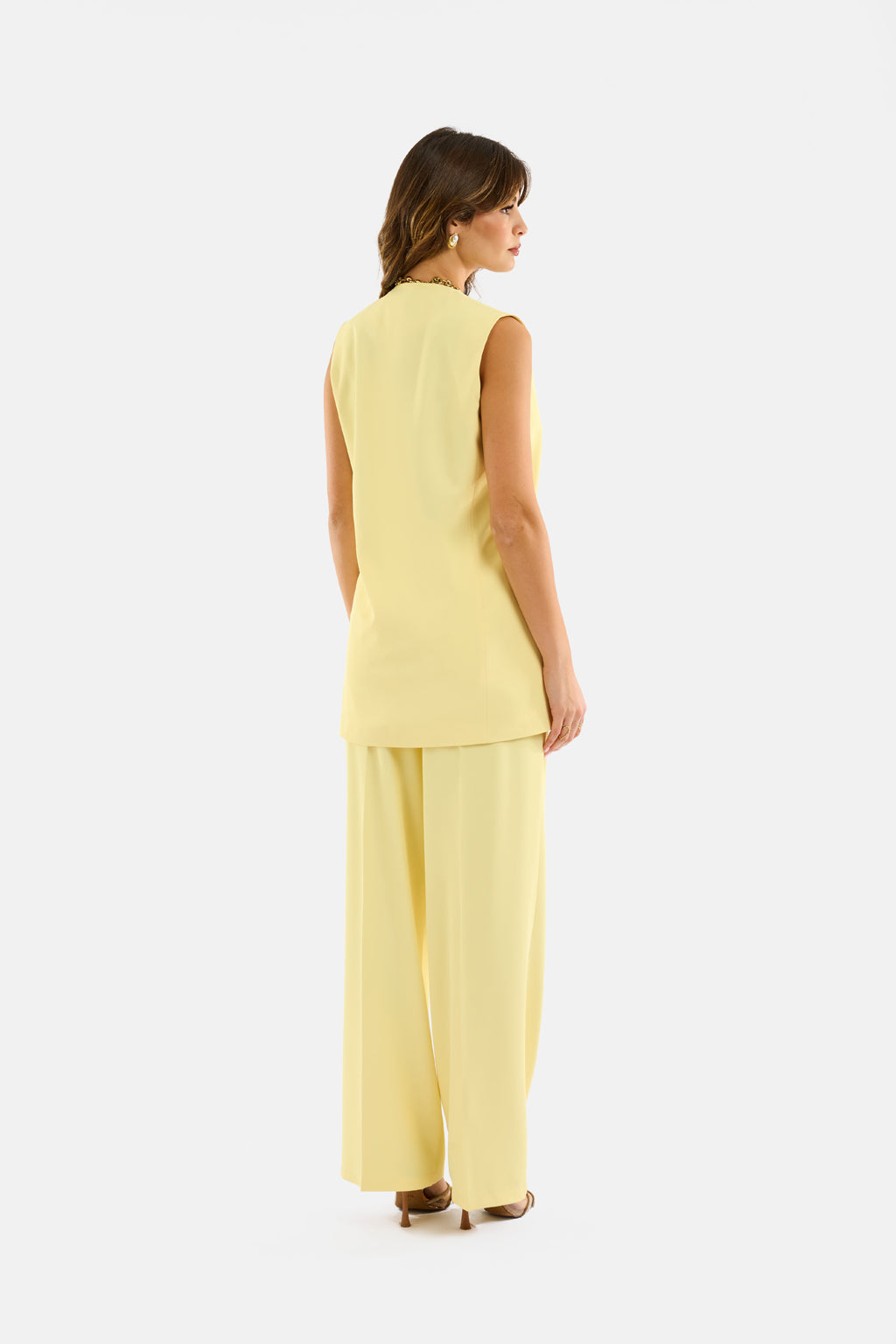 Pantaloni ampi