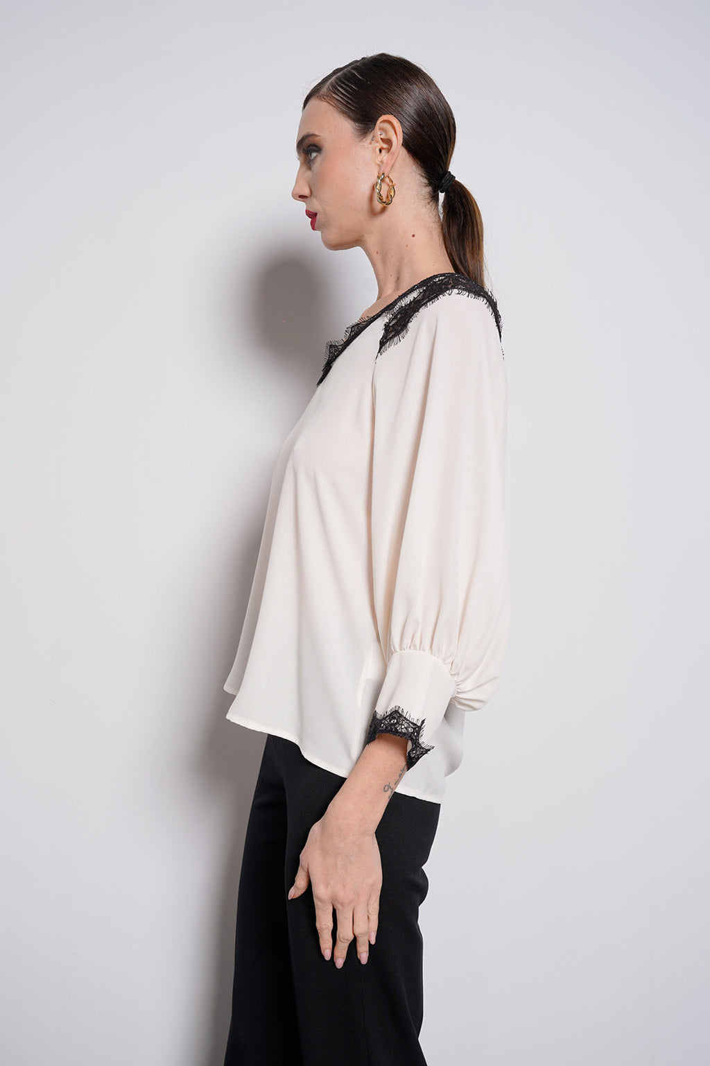 Blusa inserti pizzo