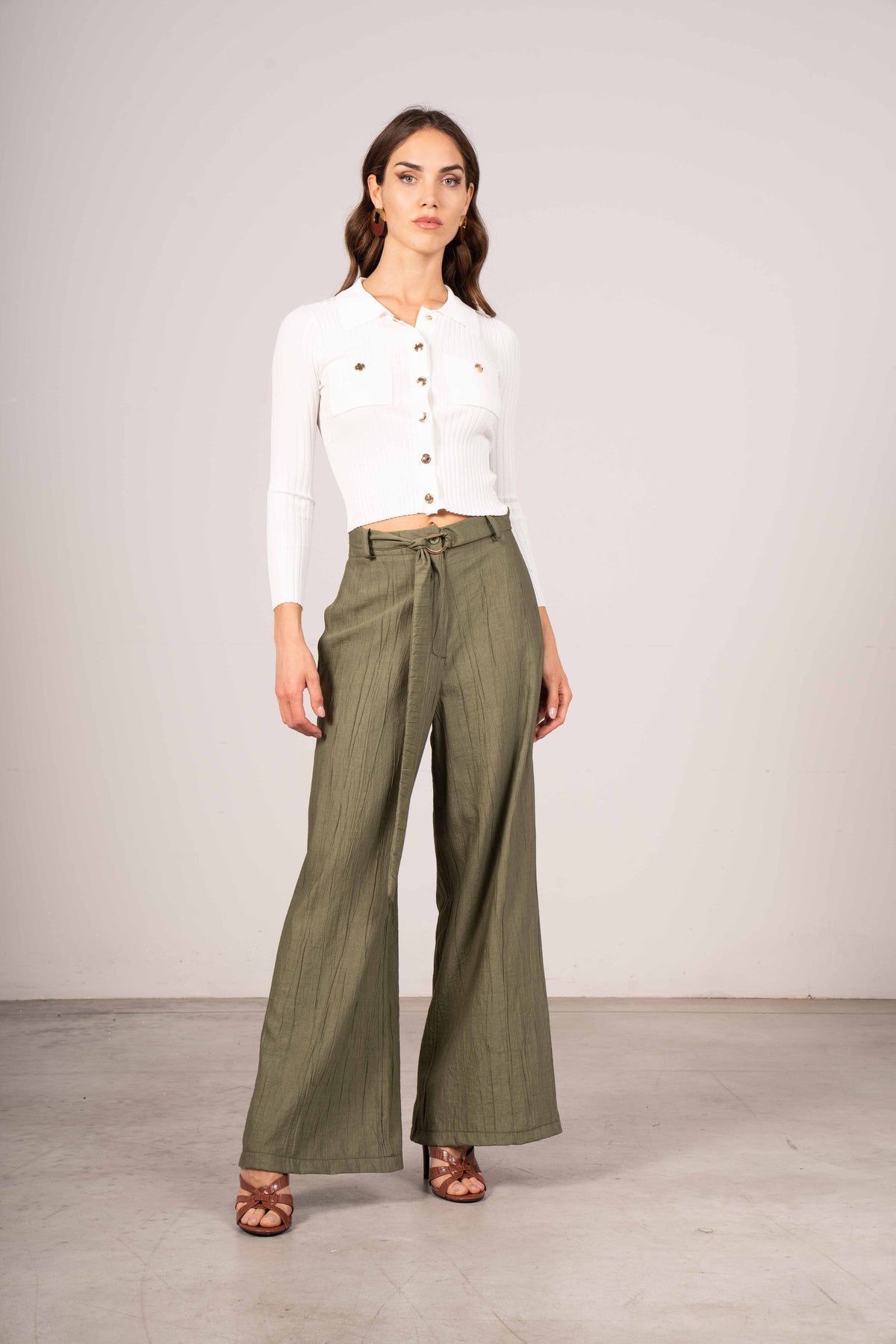 Pantalone ampio effetto grinzoso