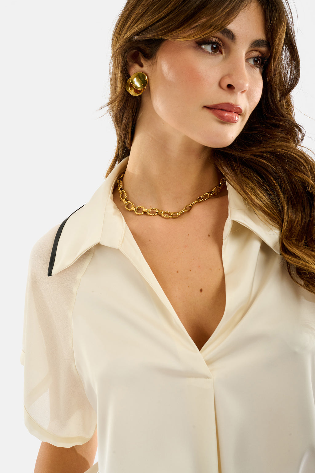 Blusa bimaterica dettaglio bordo