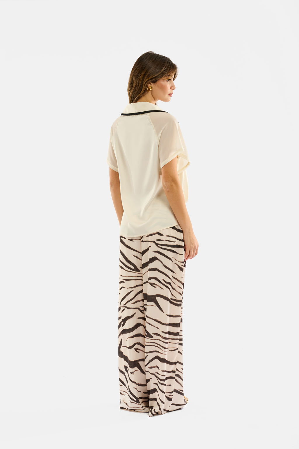 Blusa bimaterica dettaglio bordo