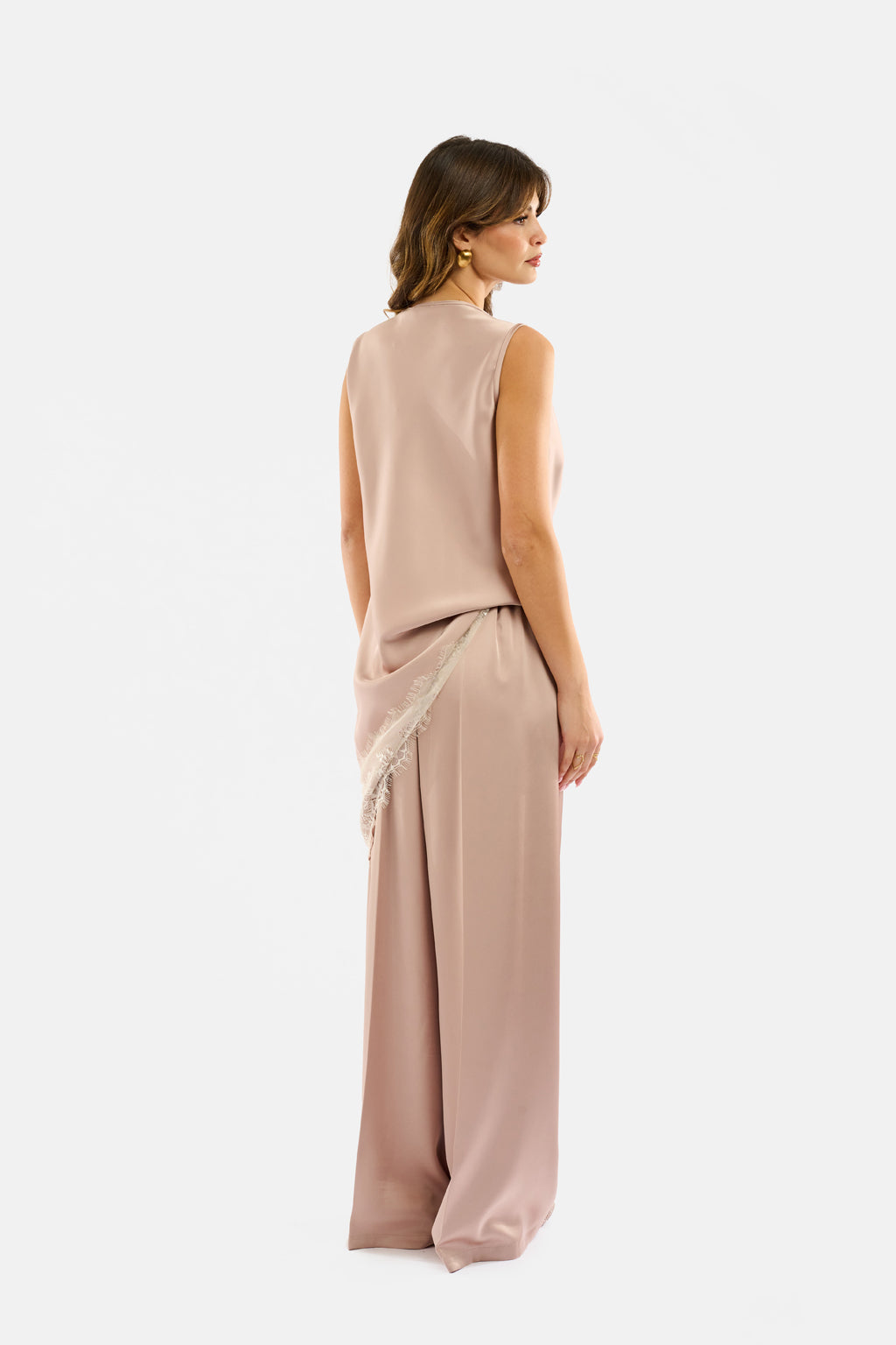 Blusa asimmetrica dettaglio pizzo