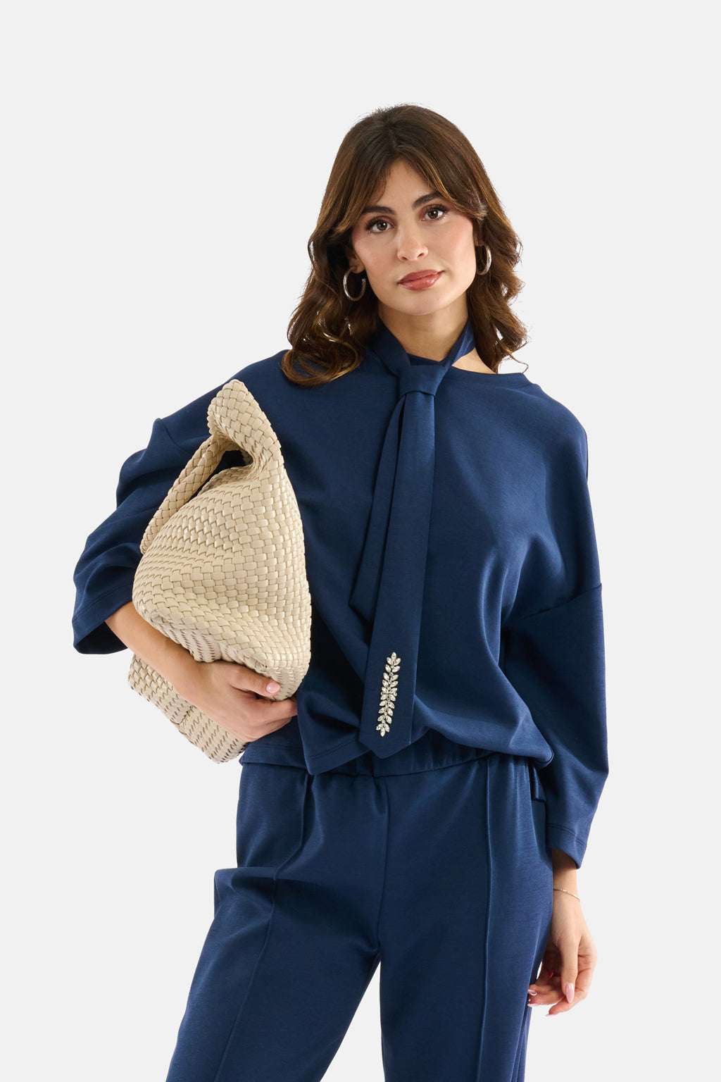 Maglia con cravattina