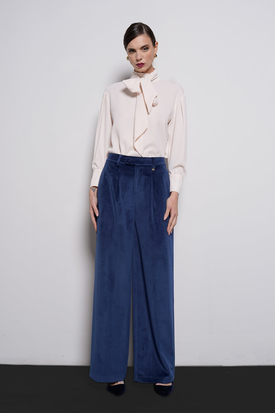 Pantalone velvet vita alta