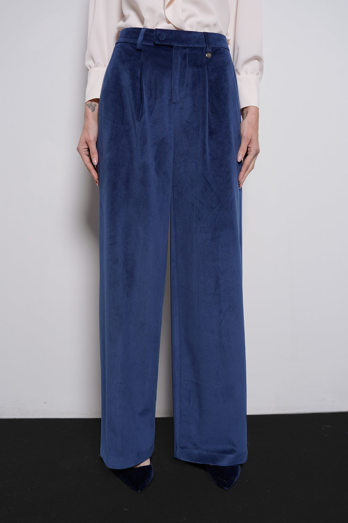 Pantalone velvet vita alta