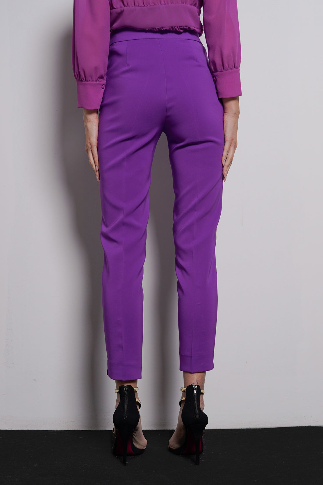 Pantalone a sigaretta