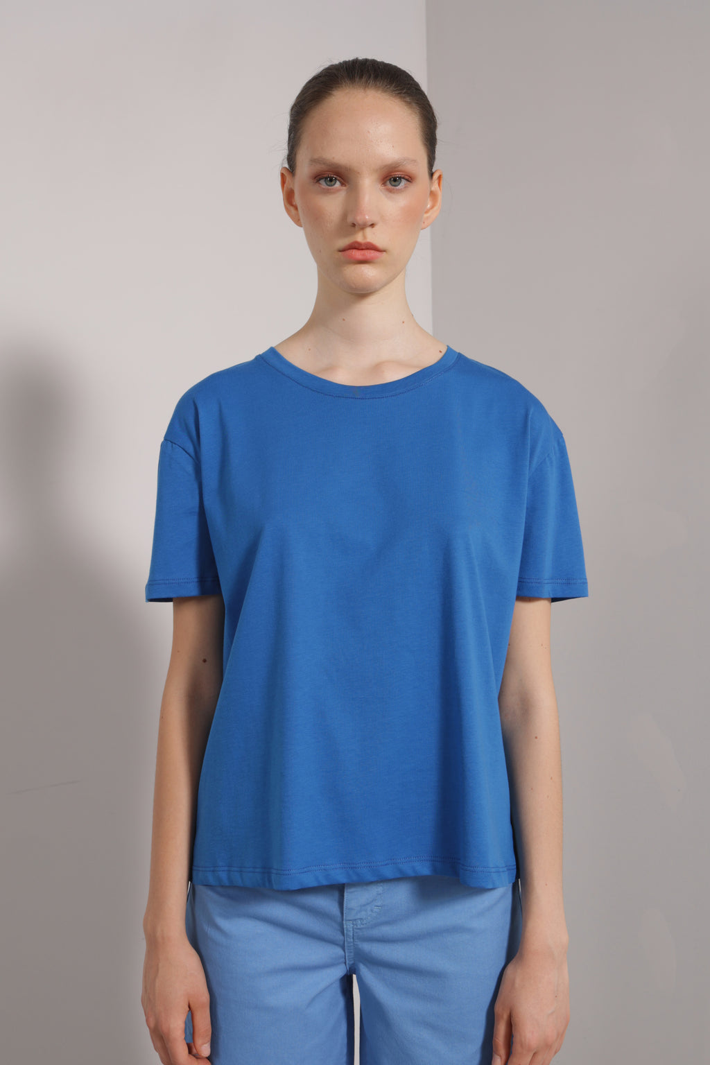 T-shirt asimmetrica