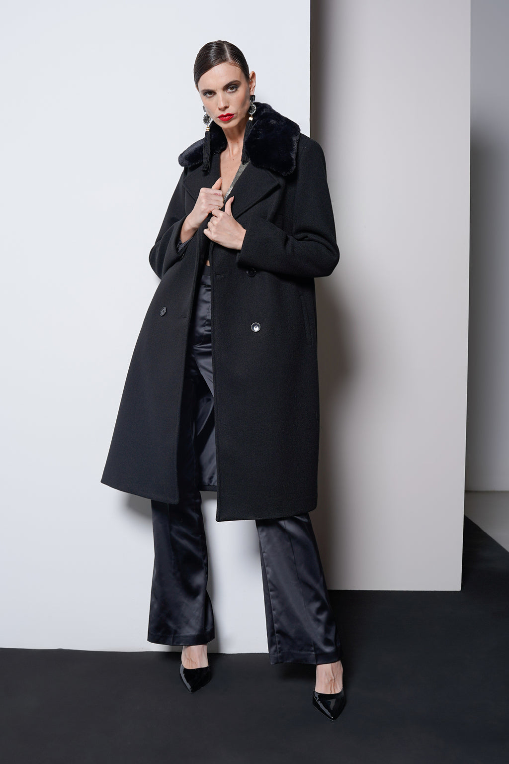 Cappotto doppiopetto collo pelliccia