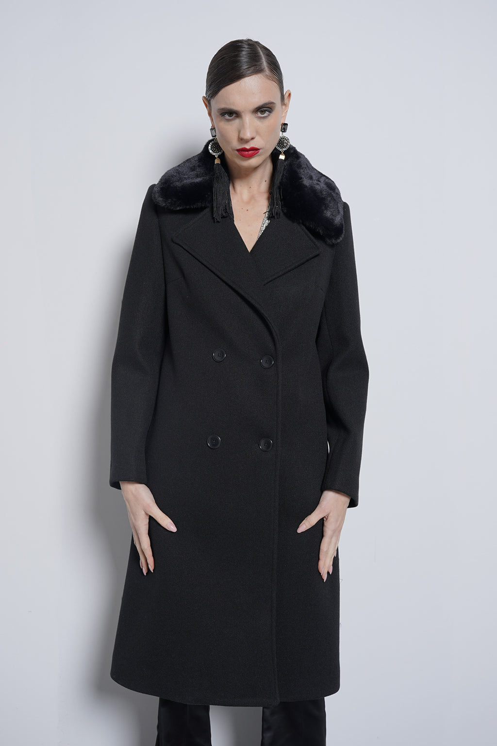 Cappotto doppiopetto collo pelliccia