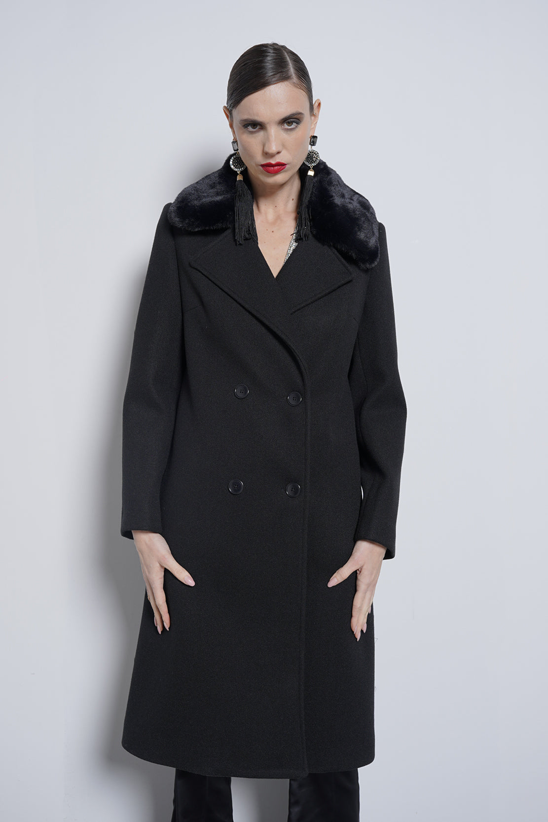 Cappotto doppiopetto collo pelliccia