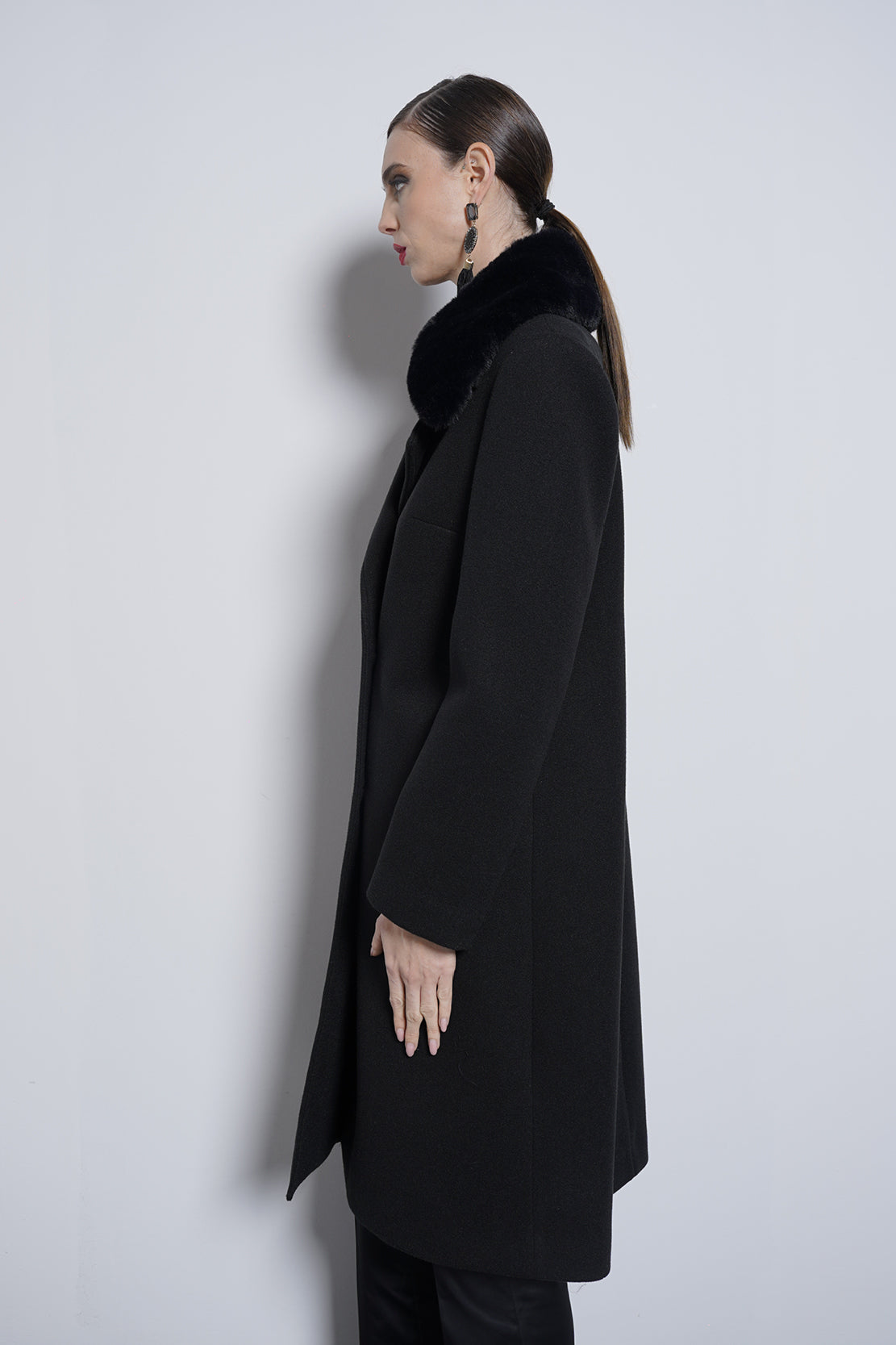 Cappotto doppiopetto collo pelliccia