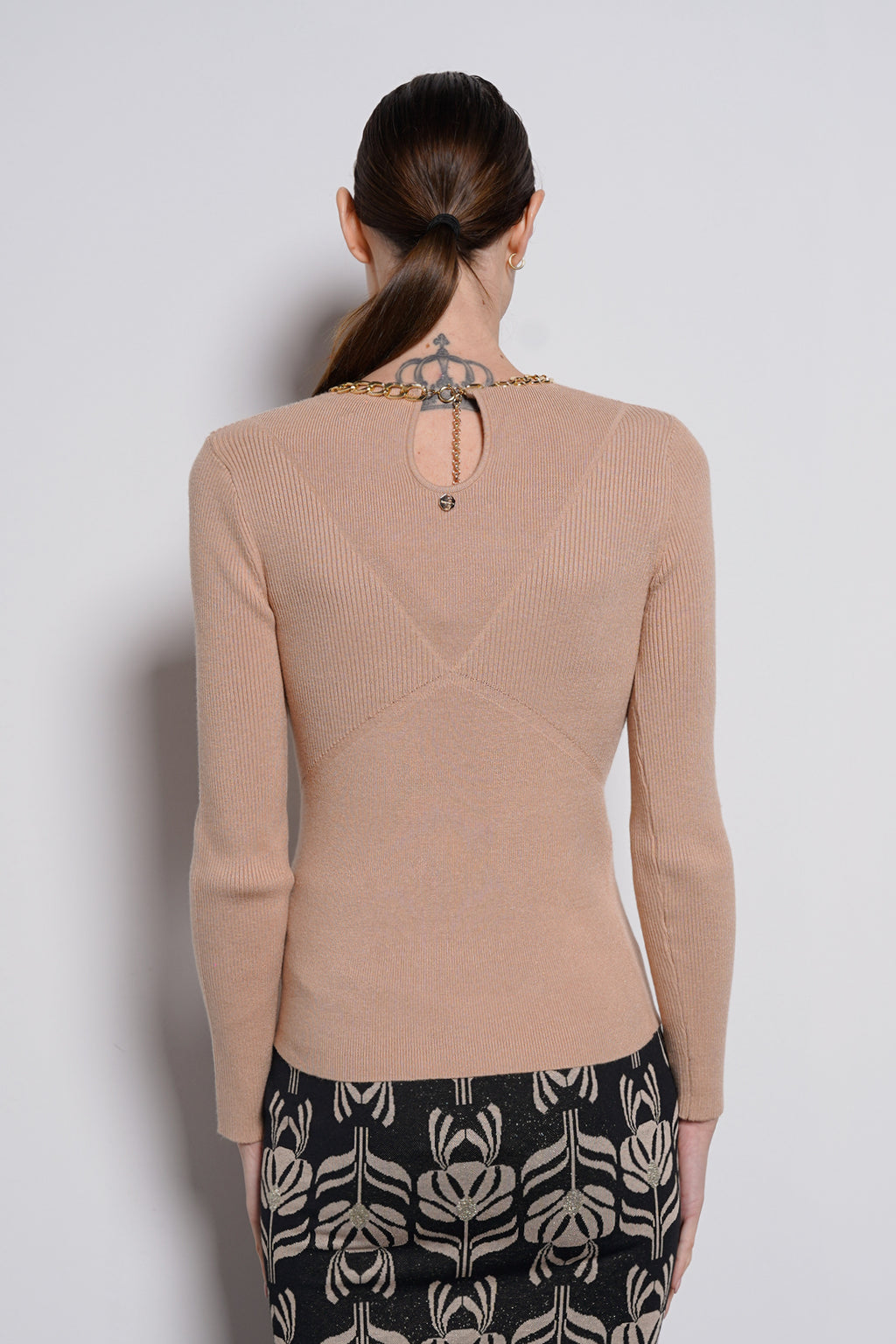 Maglia a coste con catena