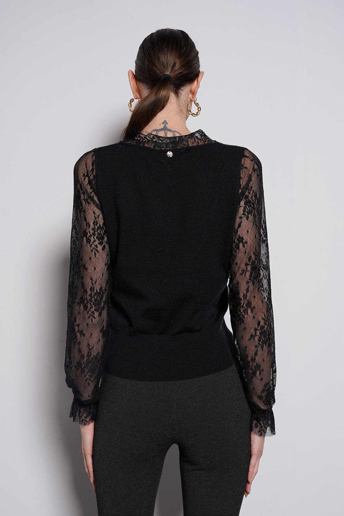 Maglia con pizzo