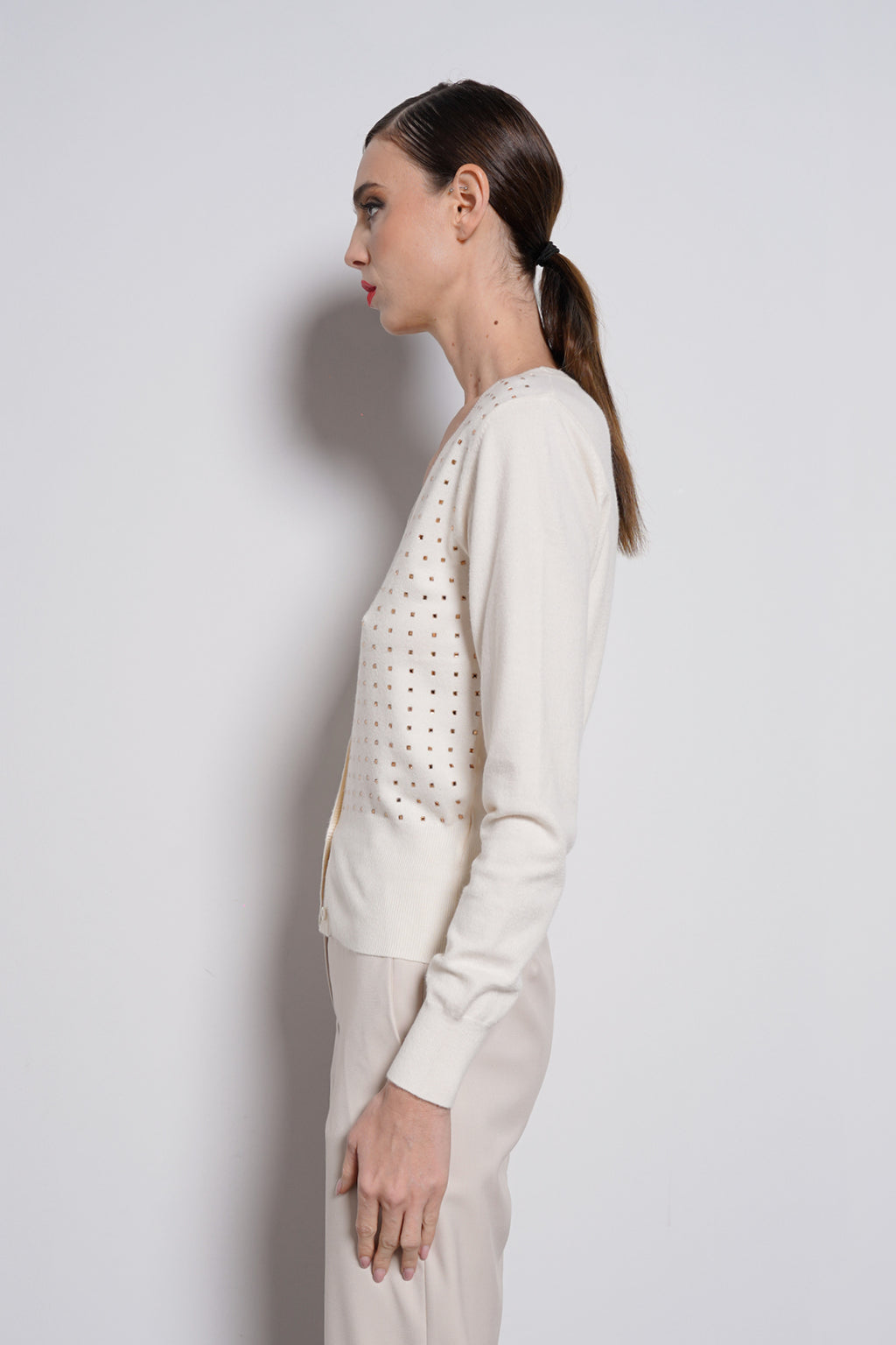 Cardigan con borchie