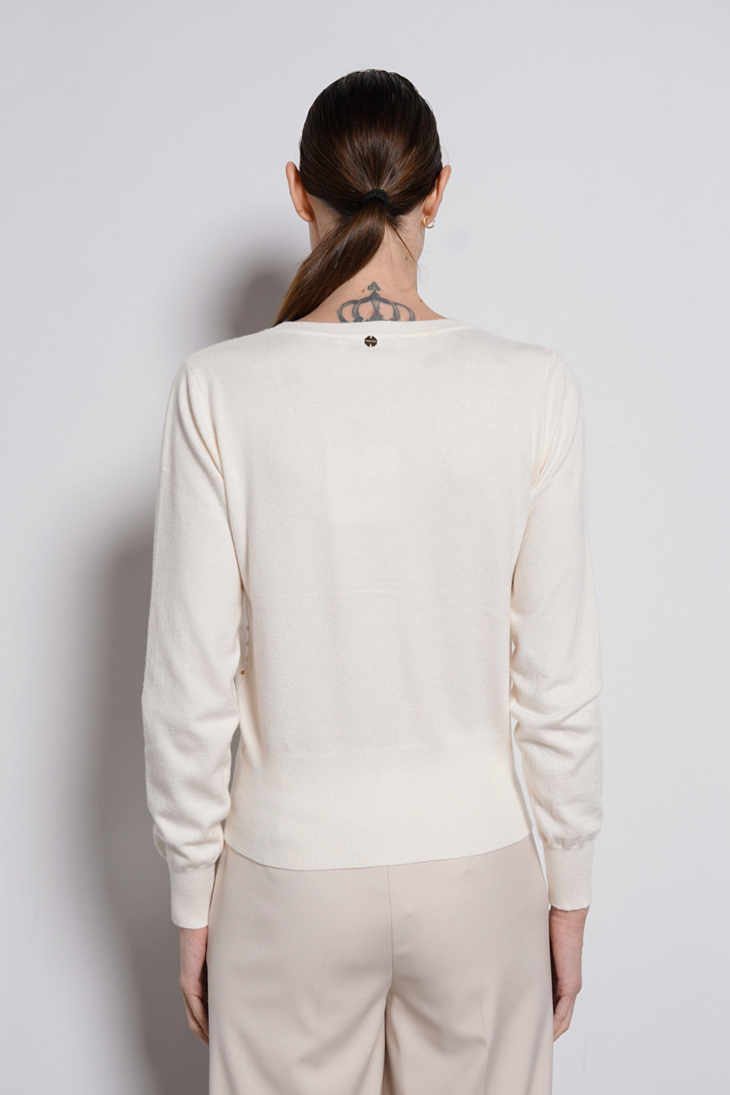 Cardigan con borchie