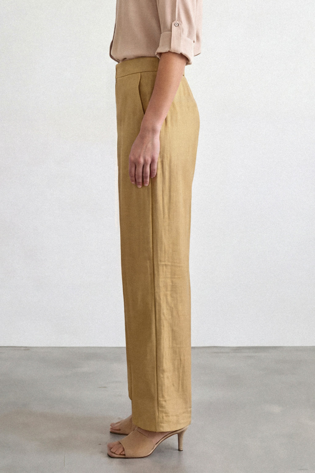 Pantalone effetto stropicciato