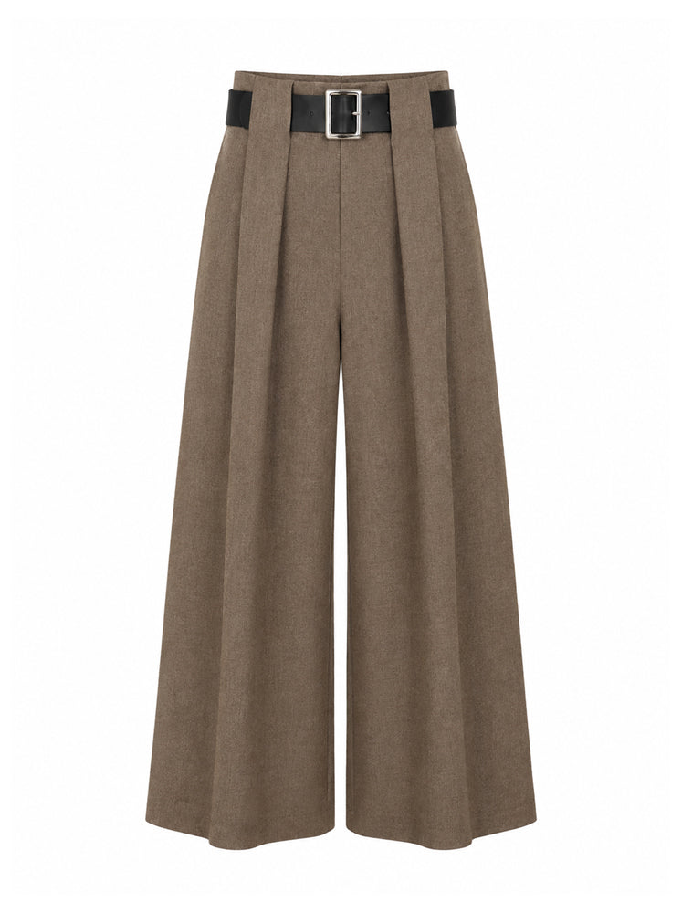 Pantaloni con pinces e cintura