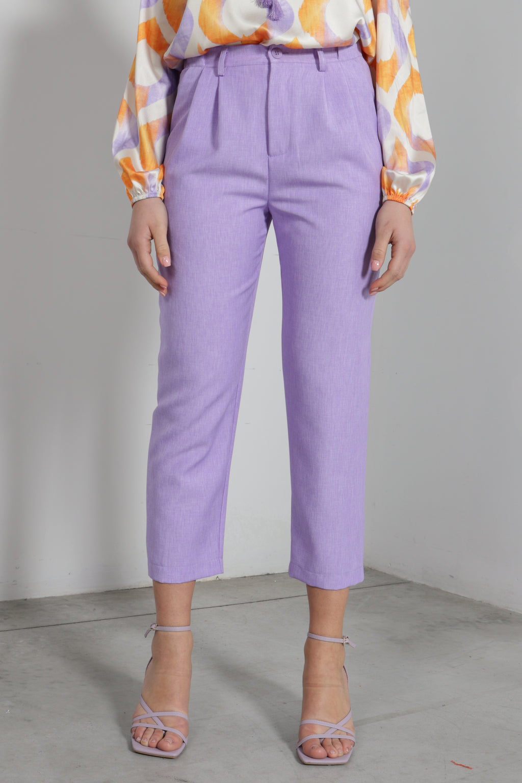 Pantalone semi elastico