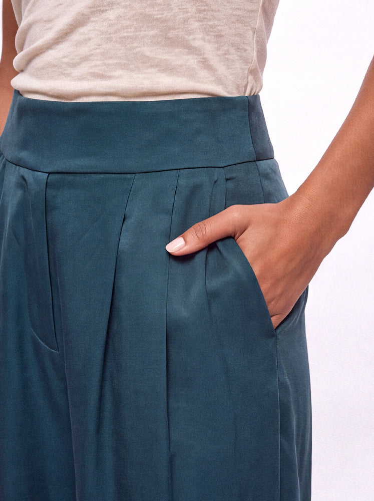 Pantaloni palazzo con pinces