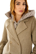 Cappotto corto con cappuccio e pettorina