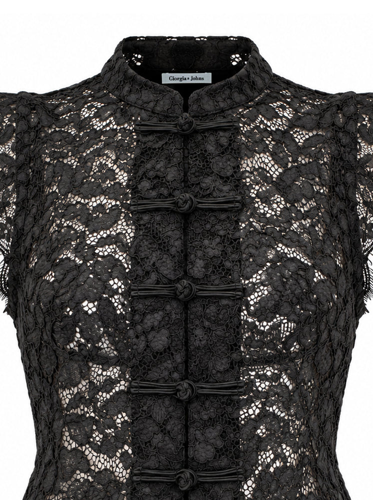 Blusa pizzo con alamari