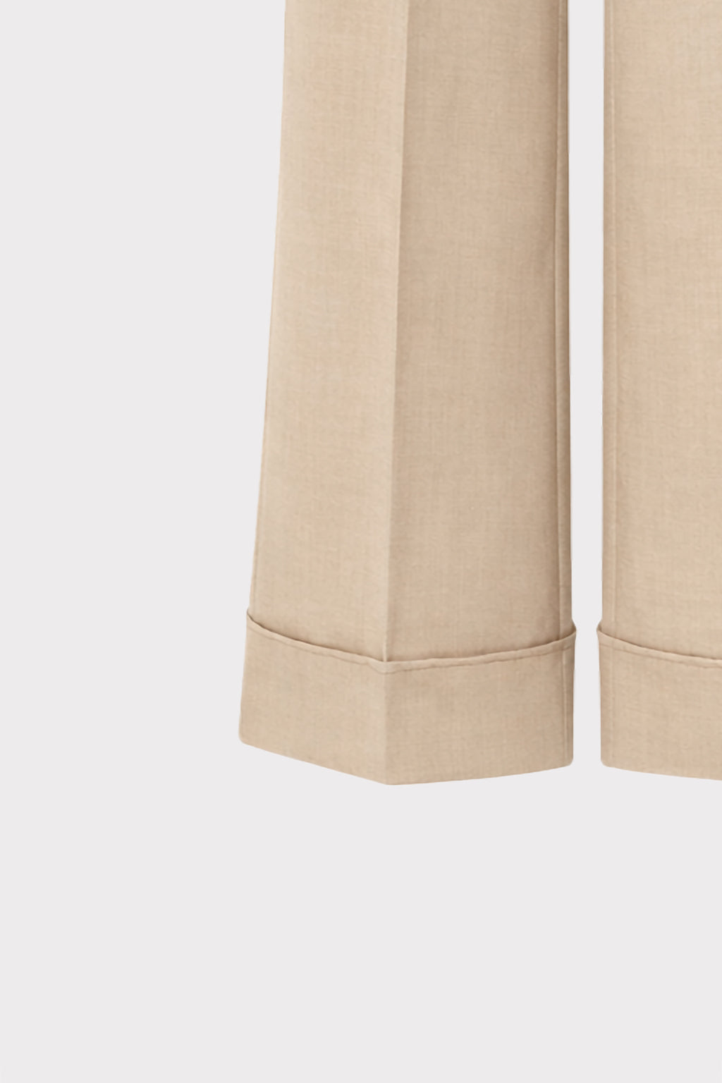 Pantalone ampio con risvolto
