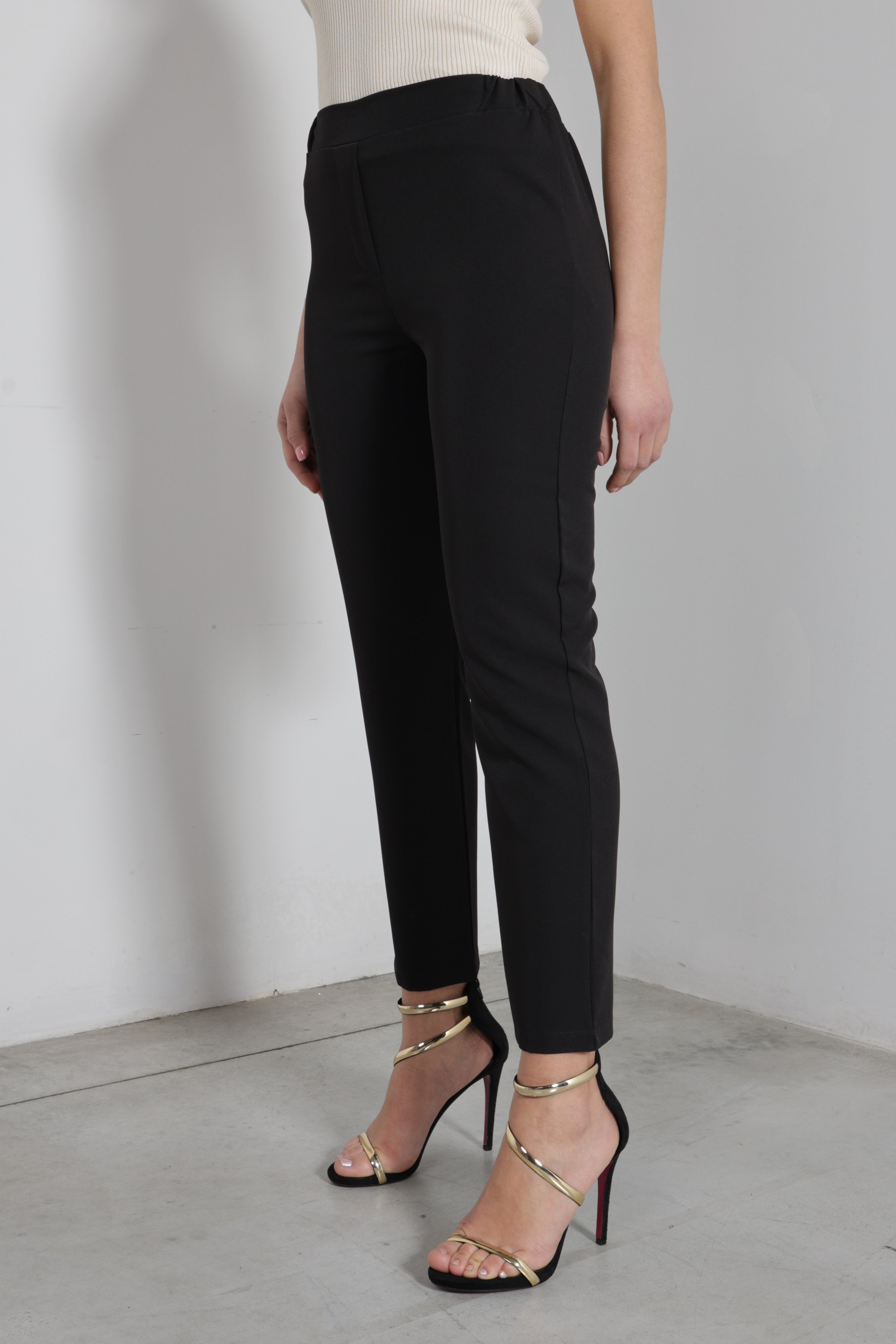 Pantalone bustino spezzato