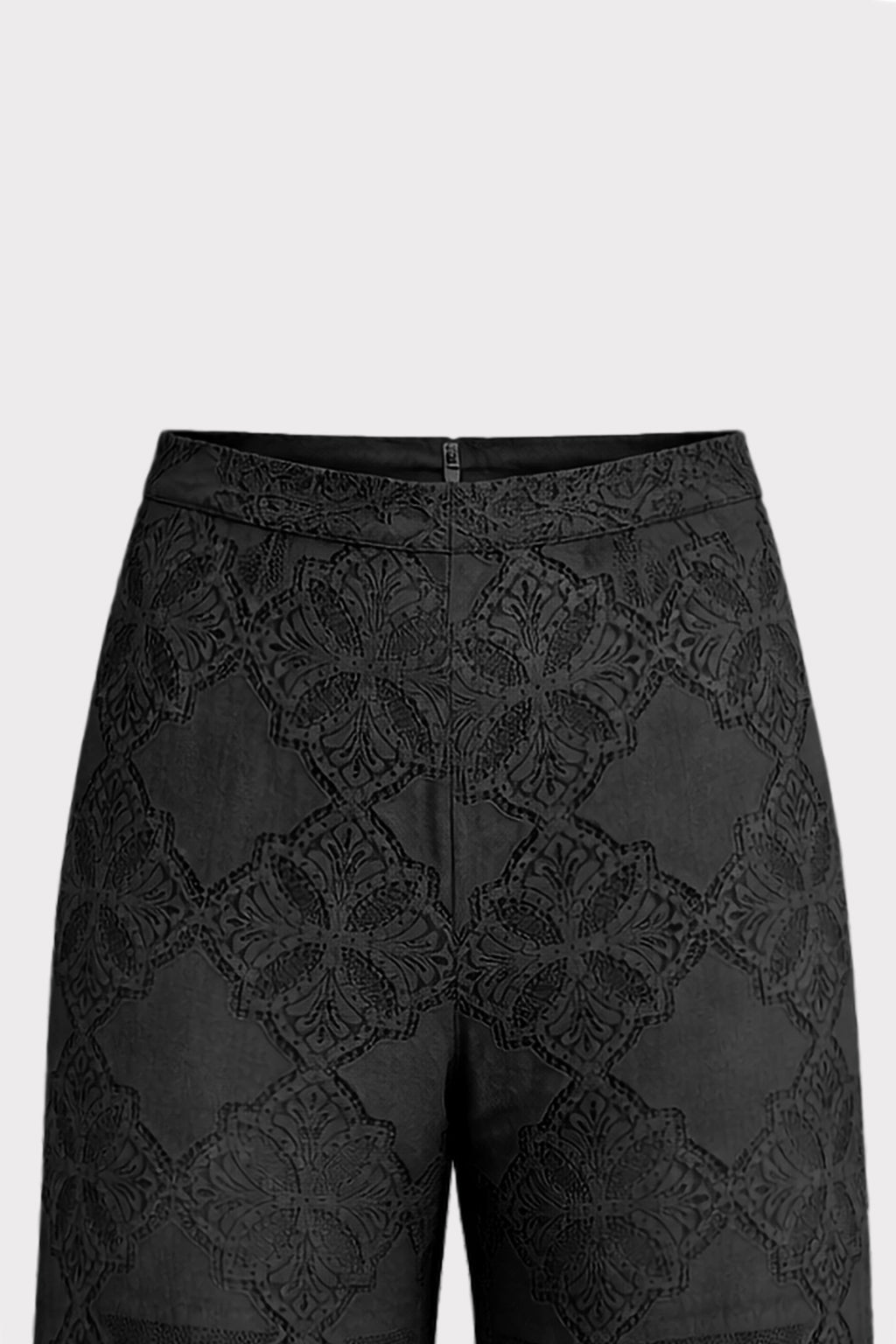 Pantalone in macrame'