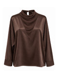Blusa in raso scollo a V