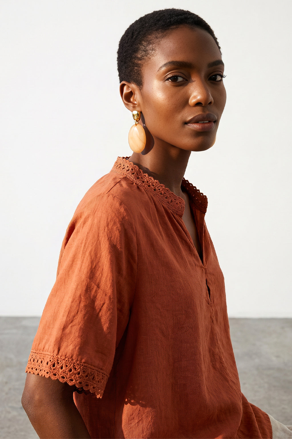 Blusa con passamaneria