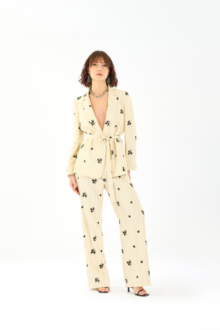 Pantalone riga e ricamo