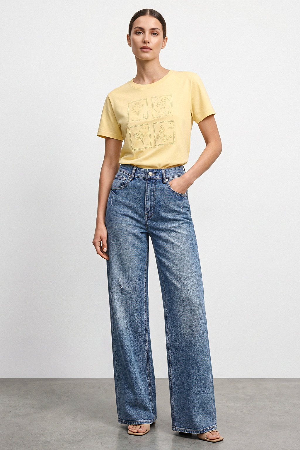T shirt ricamo geometrico