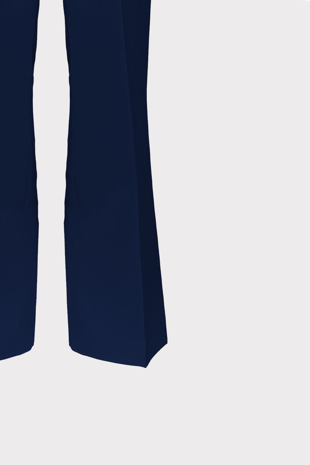 Pantalone a zampa con frisi
