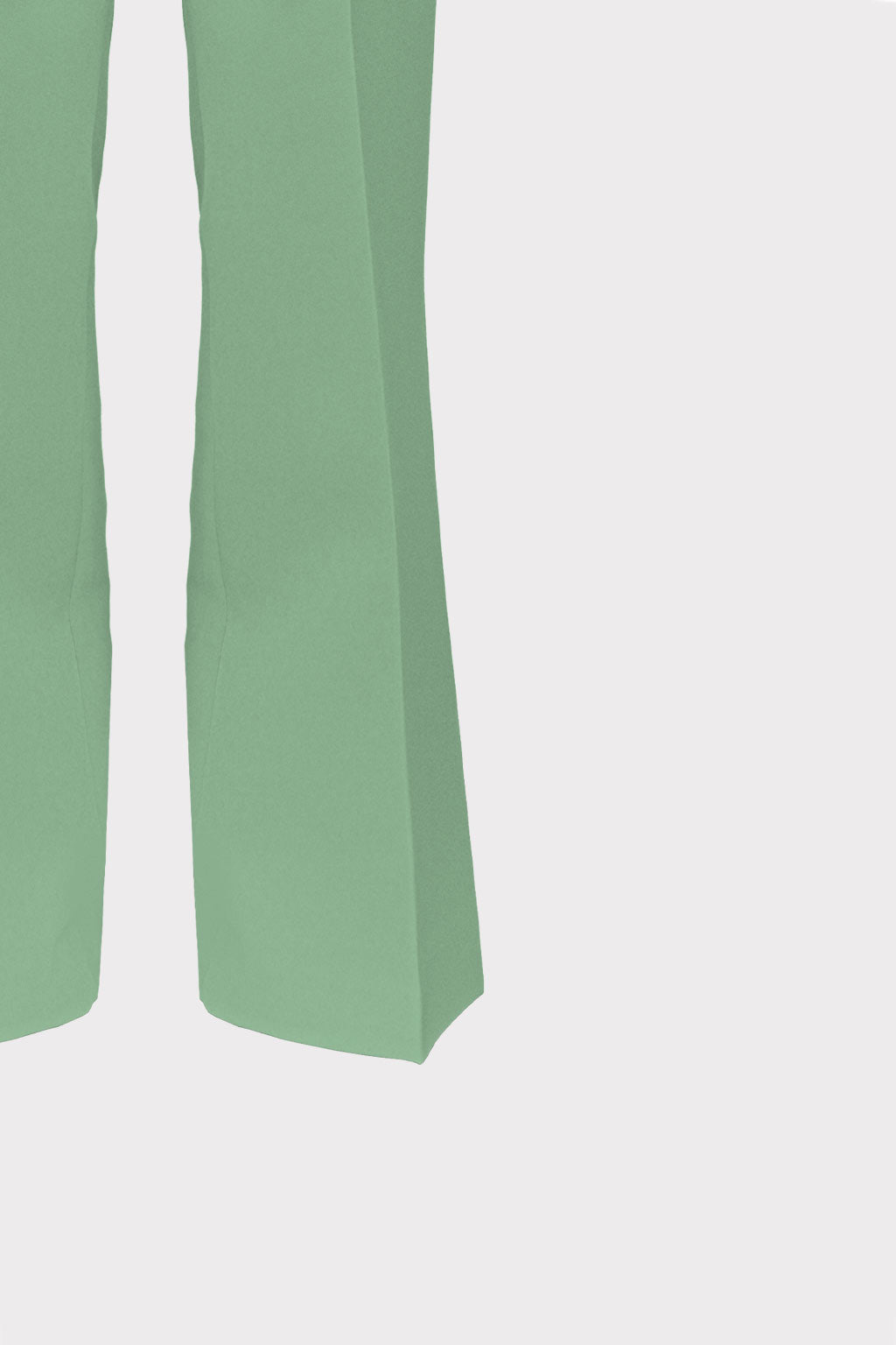 Pantalone a zampa con frisi