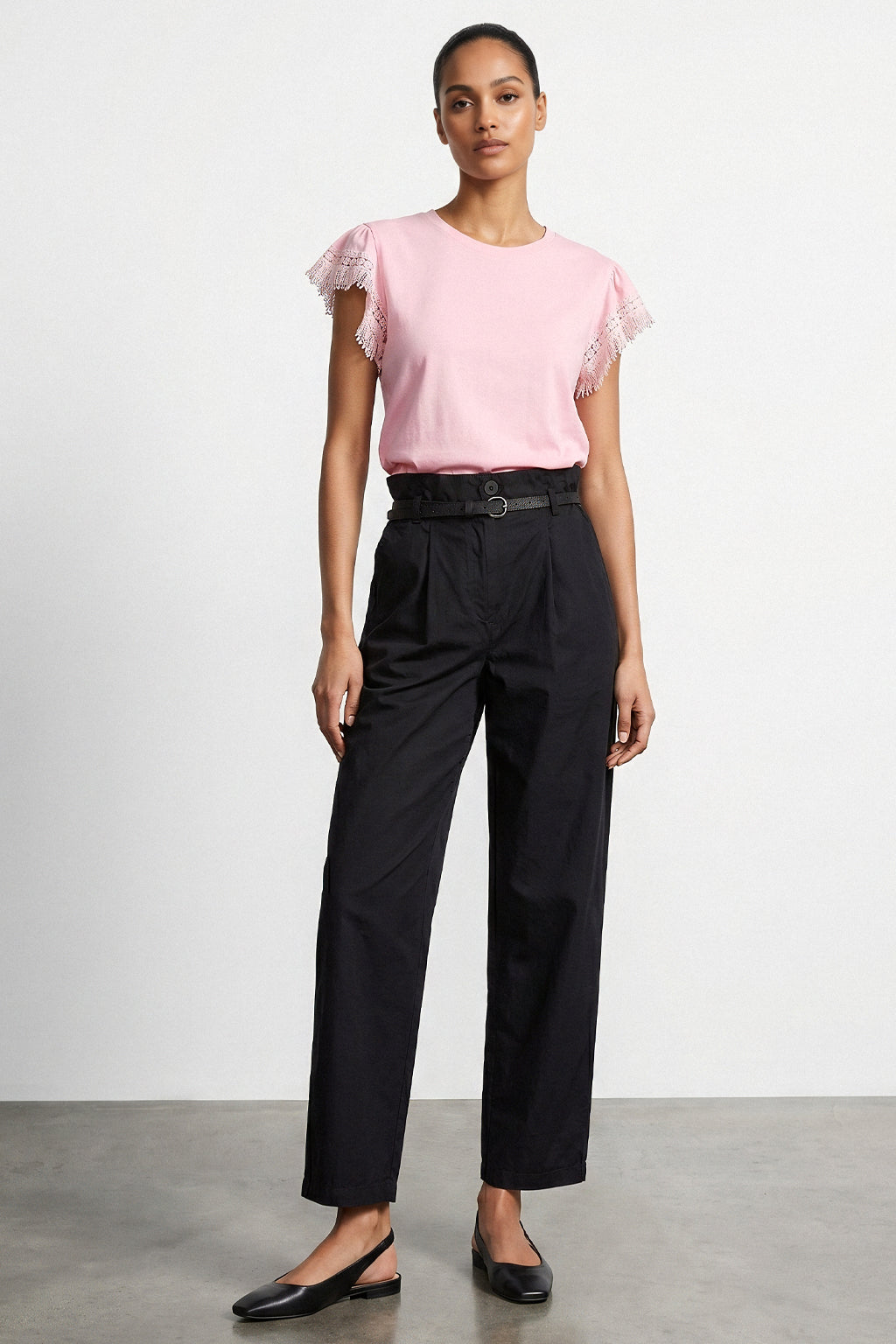 Pantalone wide leg con cintura