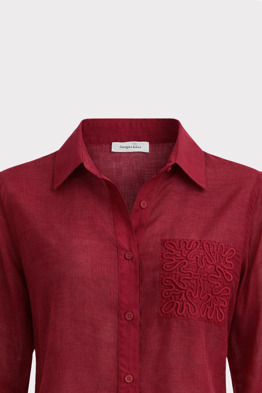 Camicia con tasca ricamata