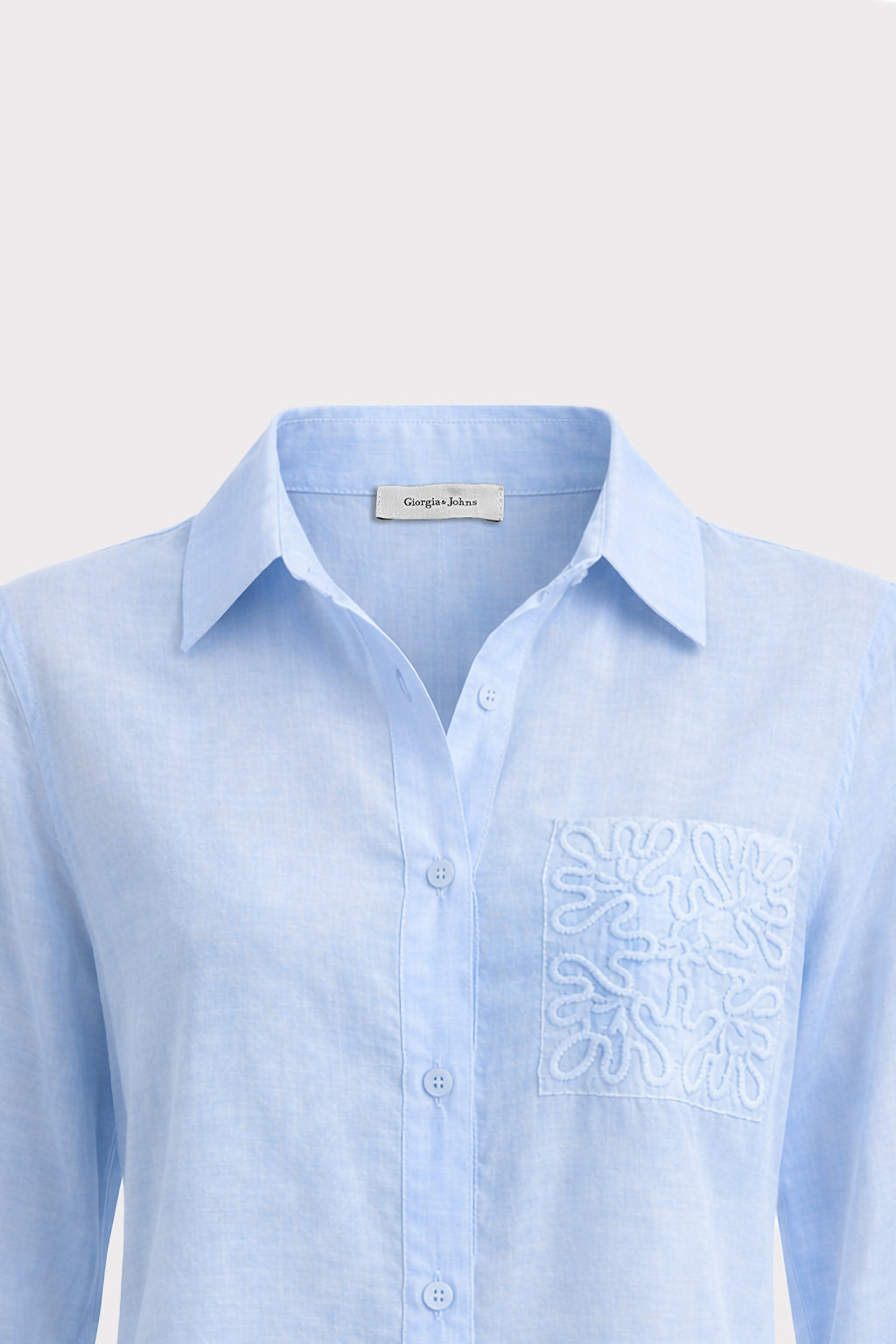 Camicia con tasca ricamata