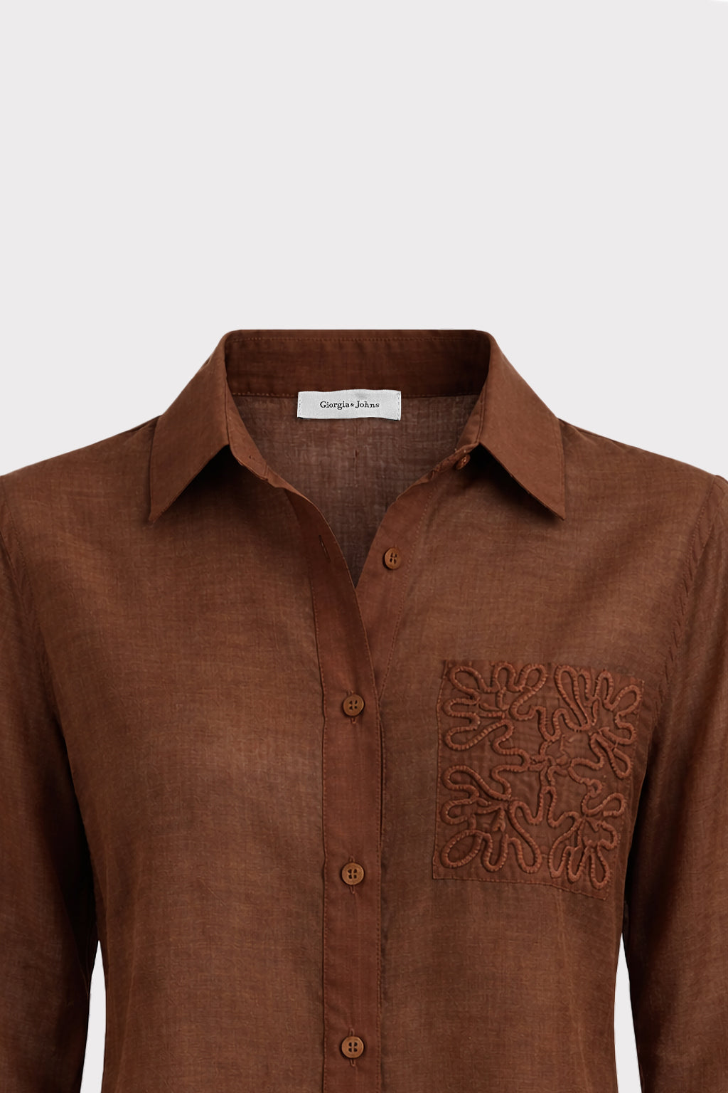 Camicia con tasca ricamata