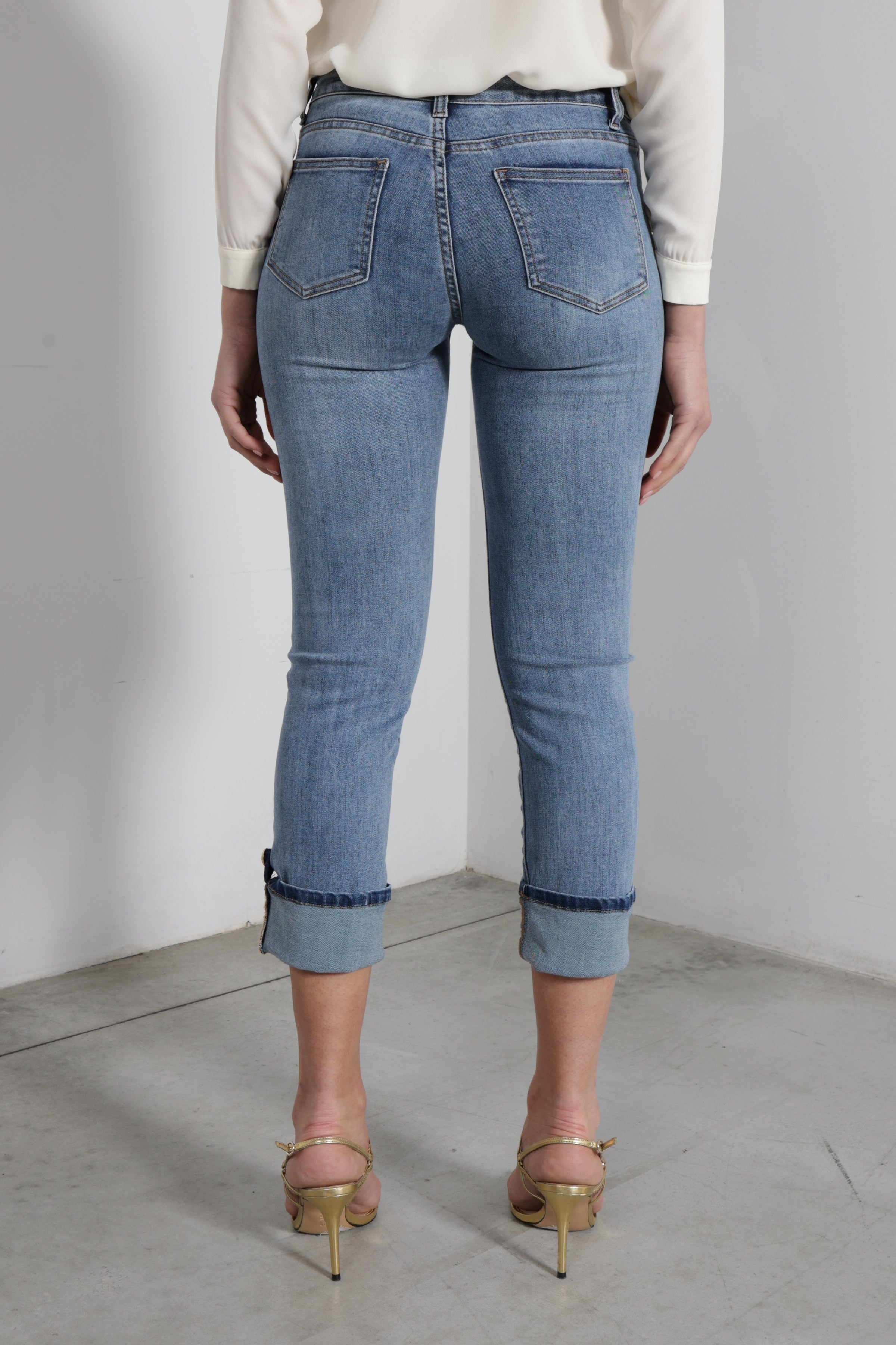 Jeans risvolto e bottoni
