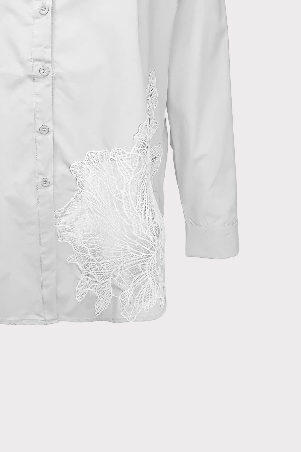 Camicia patch fiore in trasparenza