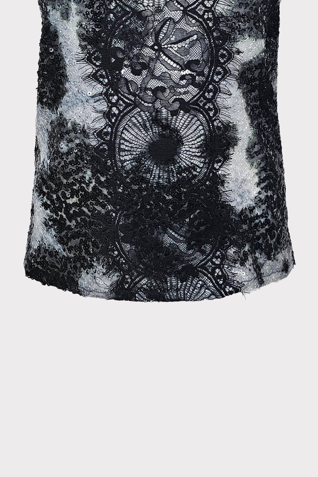 Smanicato paillettes e pizzo