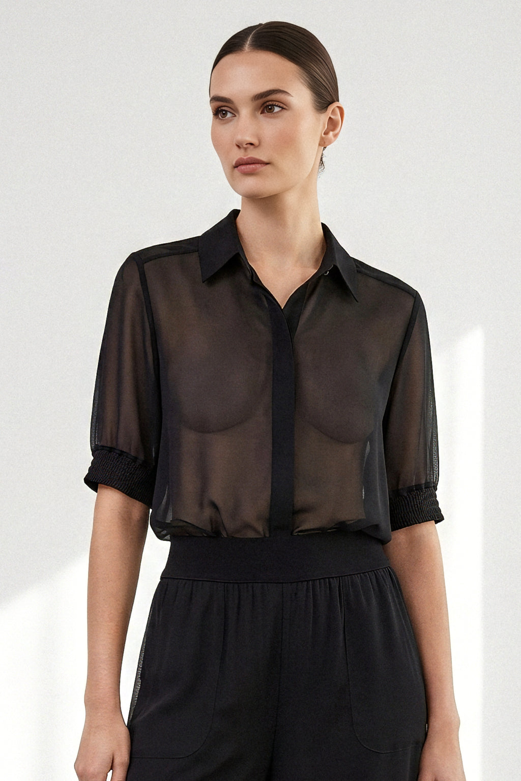 Camicia velata con inserti strutturati