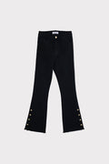 Pantalone con bottoni al fondo