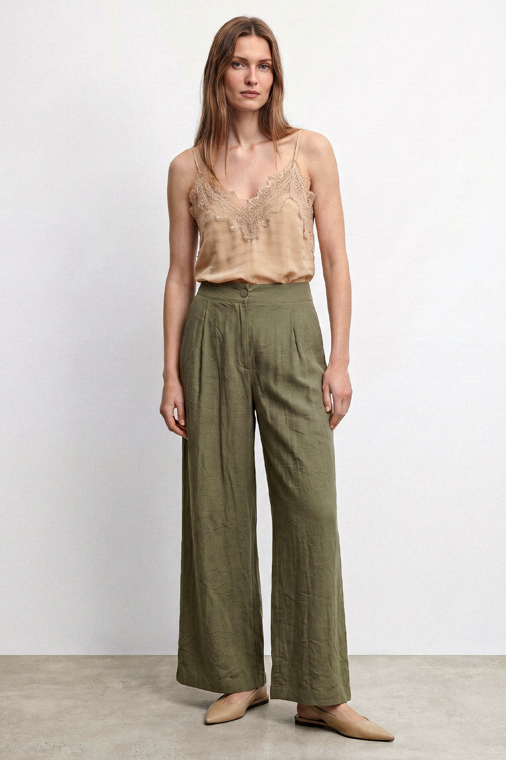 Pantalone fluido gamba ampia