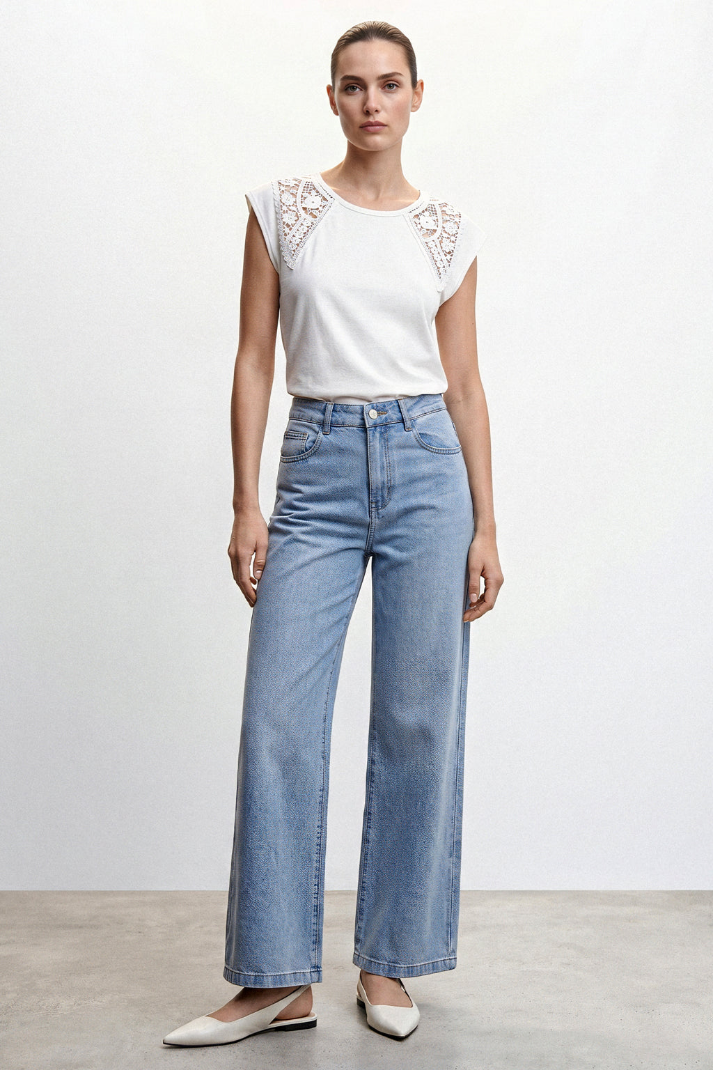 T shirt dettagli pizzo