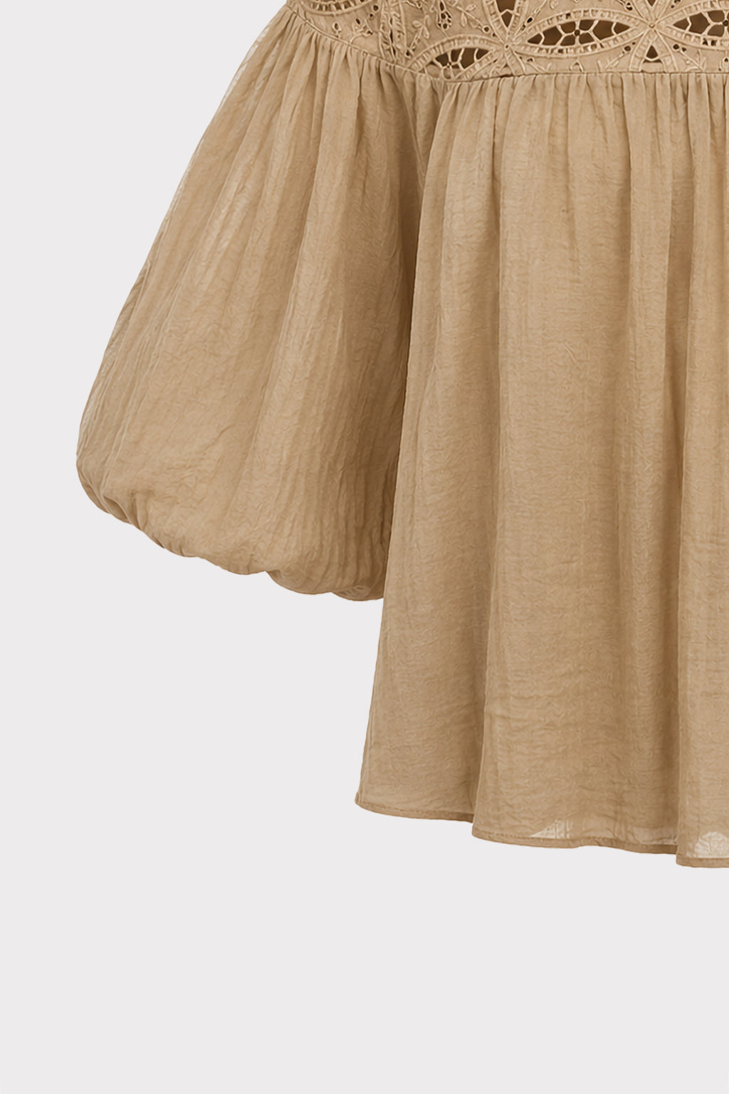 Blusa con ricamo